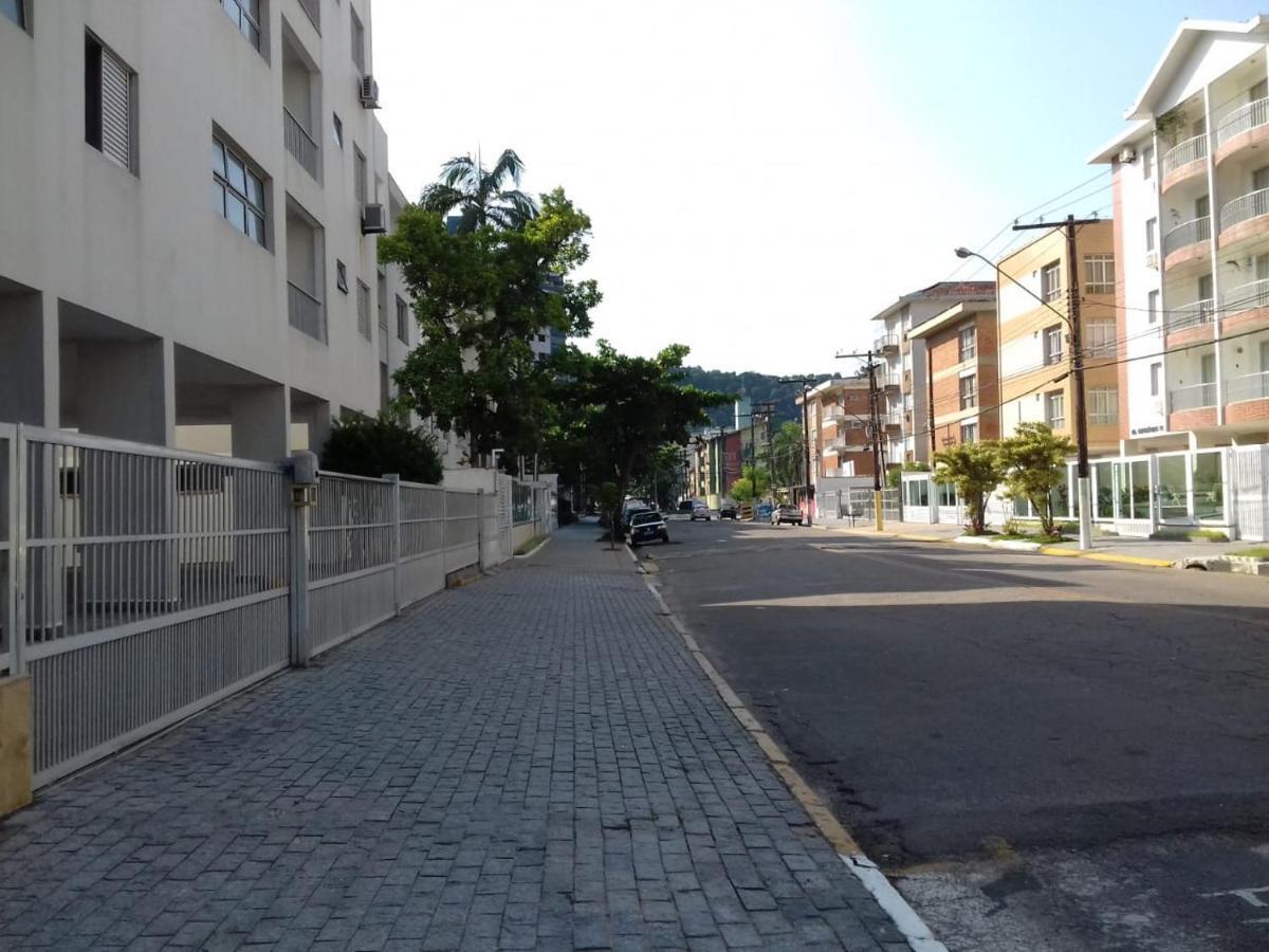 A 250M Da Praia Da Enseada Guarujá Esterno foto