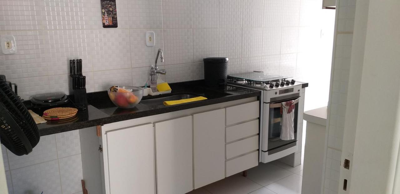 A 250M Da Praia Da Enseada Guarujá Esterno foto